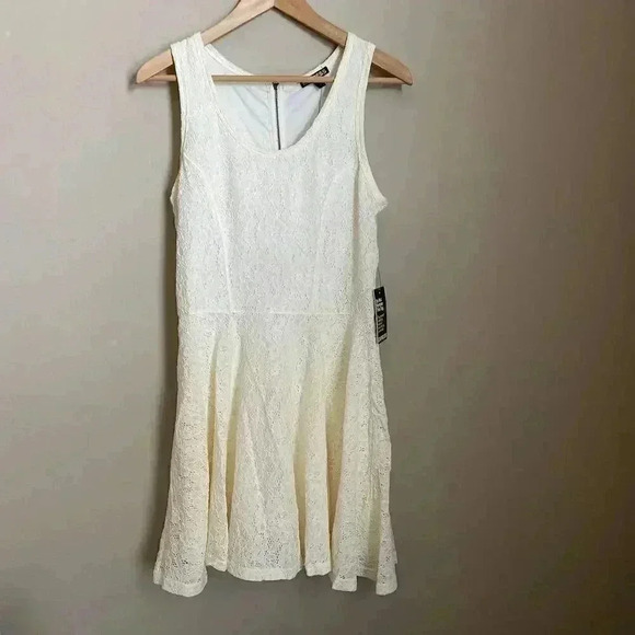 Express Cream Lace Dress Size Medium - Picture 1 of 15